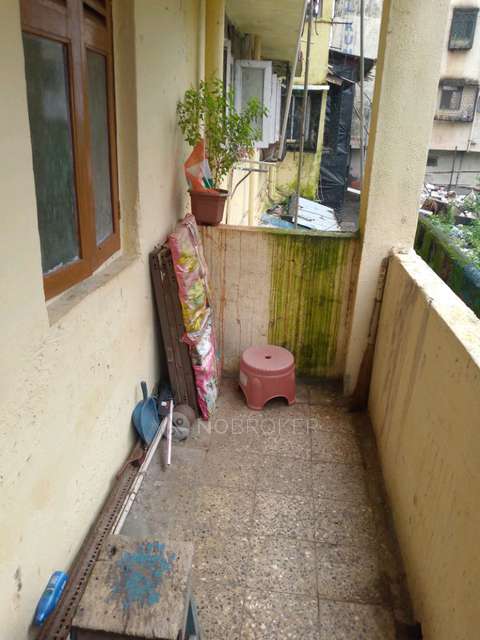 1 RK Flat In Mahavir Darshan Co Hsg Ltd For Sale  In Bhayandar East