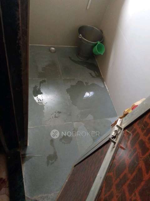 1 RK Flat In Mahavir Darshan Co Hsg Ltd For Sale  In Bhayandar East