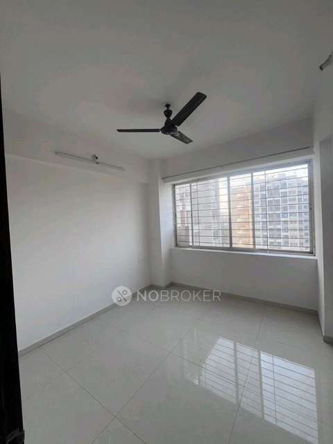 2 BHK Flat In Ravinanda Skylights Appartment  for Rent  In Wagholi