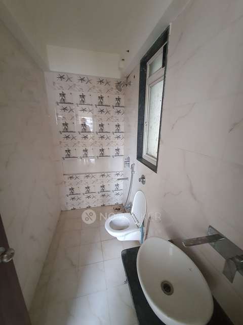 2 BHK Flat In Ravinanda Skylights Appartment  for Rent  In Wagholi
