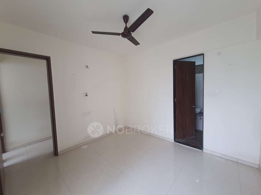 2 BHK Flat In Ravinanda Skylights Appartment  for Rent  In Wagholi
