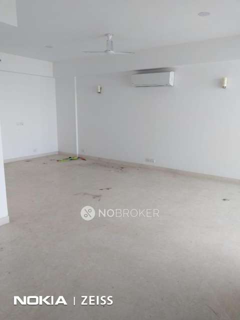 3 BHK Flat In Dlf The Primus  For Sale  In Sector 82a