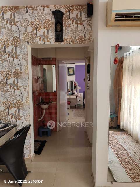 1 BHK Flat In Acme Complex  For Sale  In Malad West