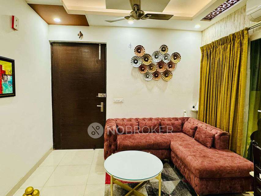 2 BHK Flat In Apex Golf Avenue For Sale  In Sector 1