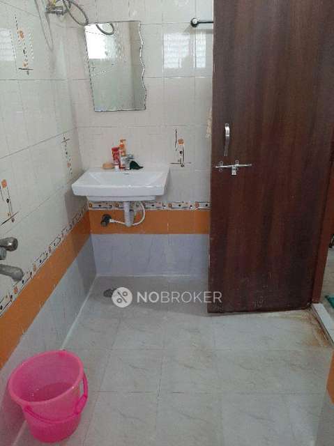 3 BHK Flat In Vaishnavi Residency For Sale  In Himayatnagar