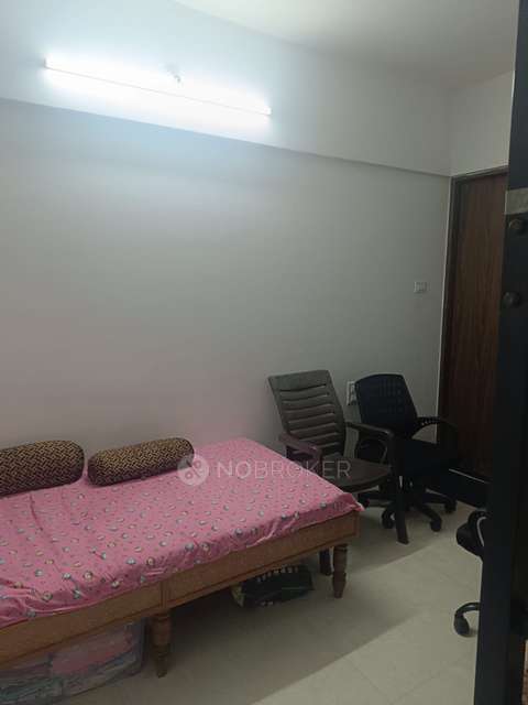 2 BHK Flat In Majestique Towers for Rent  In Kharadi