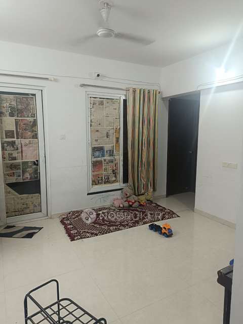 2 BHK Flat In Majestique Towers for Rent  In Kharadi