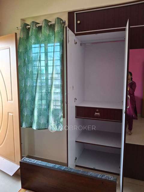 PG for Girls in Brookefield