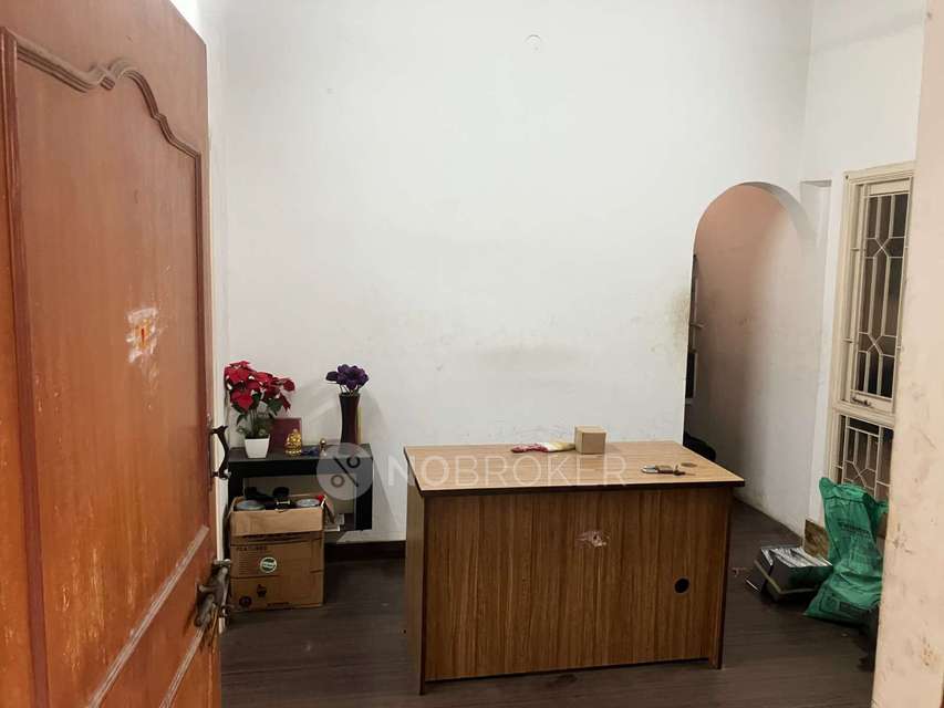 2 BHK Flat In Vamsi Ratna S For Sale  In Kilpauk