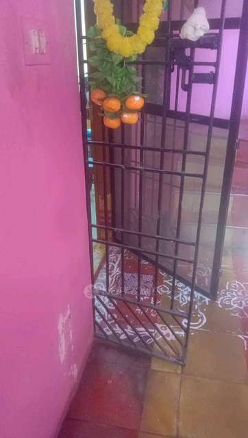 2 BHK Flat In Aparatment For Sale  In Pallikaranai