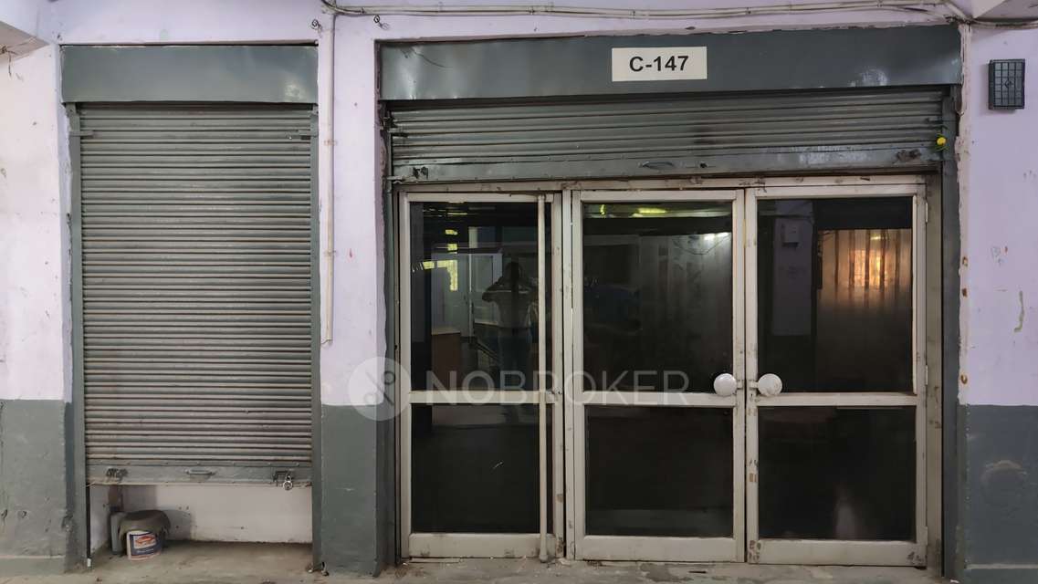 Office Space in Okhla Industrial Estate, Delhi for Rent 