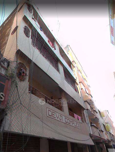 1 BHK Flat In Devji Complex For Sale  In George Town