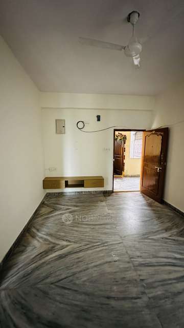 2 BHK Flat In Sree Ambika Nivas, Bowenpally For Sale  In Bowenpally