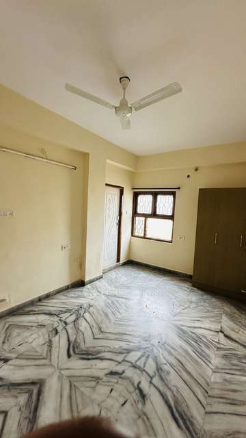 2 BHK Flat In Sree Ambika Nivas, Bowenpally For Sale  In Bowenpally