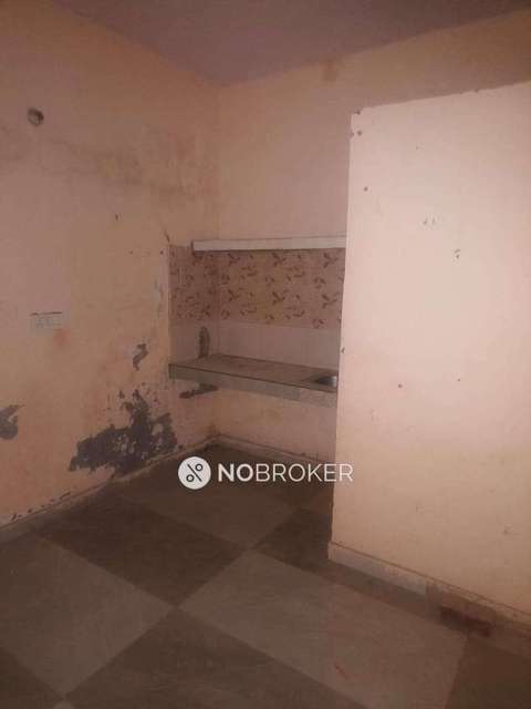 Shop in Atmadpur Village, Faridabad for Rent 