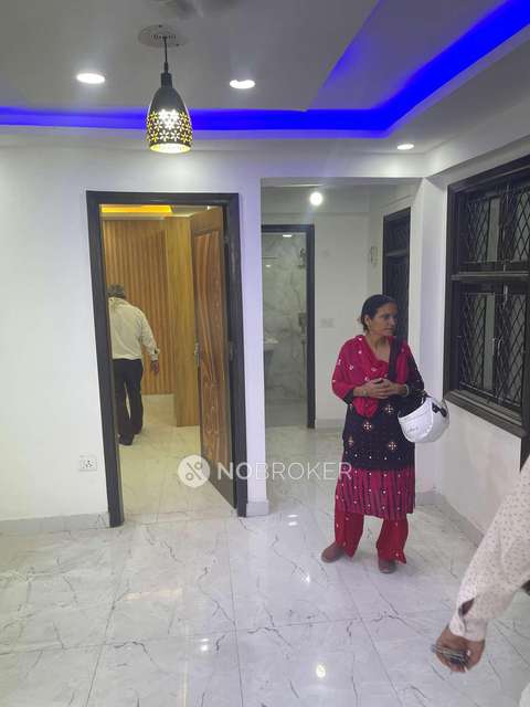 2 BHK Flat In Prem Bhavan For Sale  In  Chhatarpur