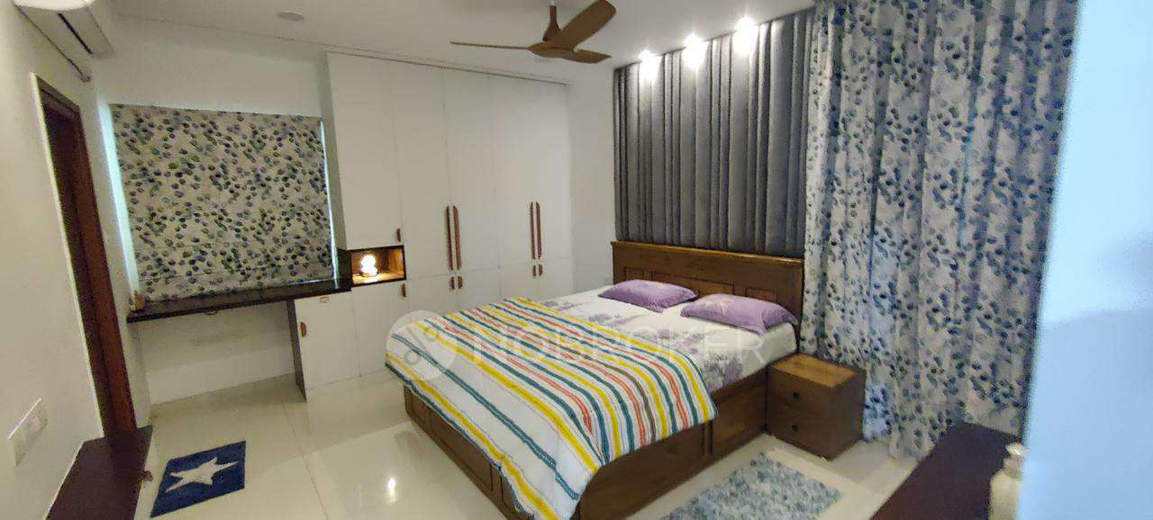 3 BHK Flat In Aparna Sarovar Zenith, Serilingampally For Sale  In Serilingampally