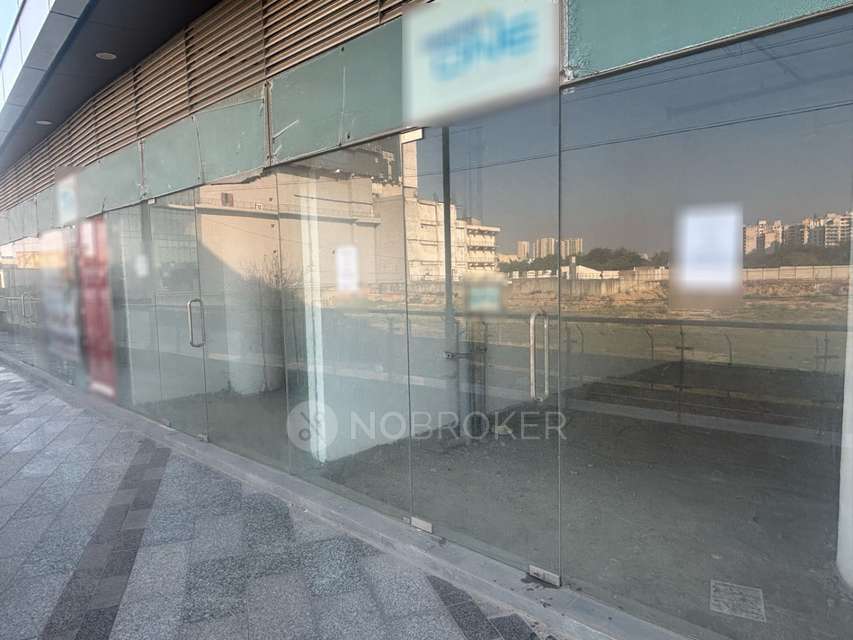Shop in Conscient One Mall Gurgaon Sec 109, Gurgaon for sale 