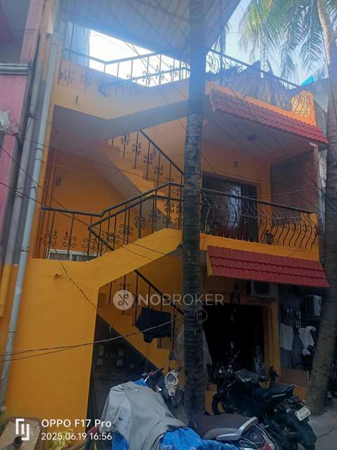 PG for Girls in Anna Nagar West Extension