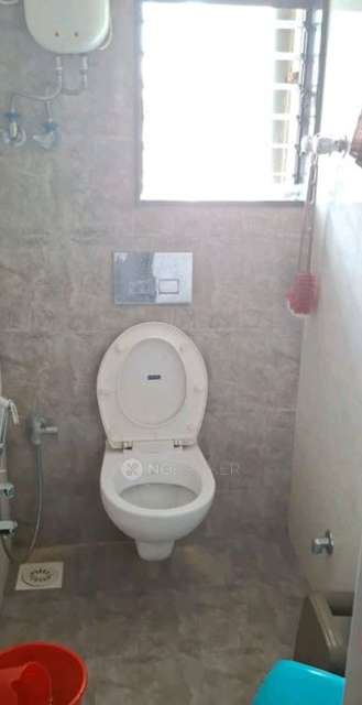 1 RK Flat In Indrapuri Bldg For Sale  In Sodawala Ln