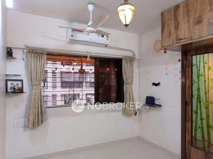 1 RK Flat In Raj Niwas for Rent  In Malad West