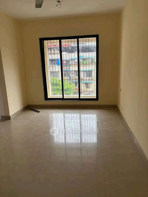 2 BHK Flat In Siddhivinayak Complex, Chs, Kamothe For Sale  In Sector 10