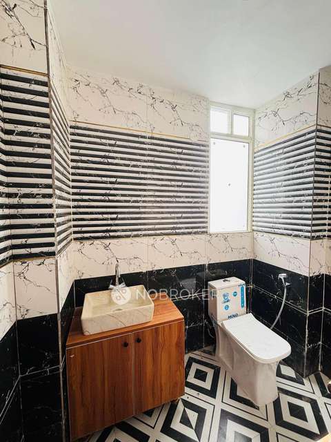 3 BHK Flat In The Ramshanti Cghs For Sale  In The Ramshanti Cghs Ltd.