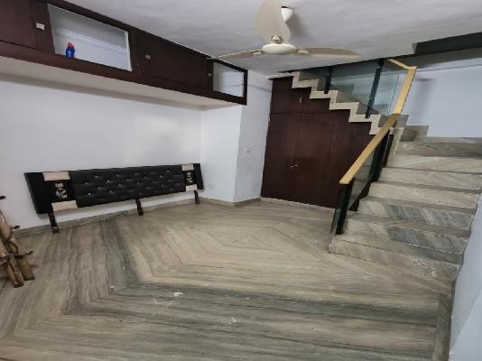 2 BHK House for Rent  In Janakpuri