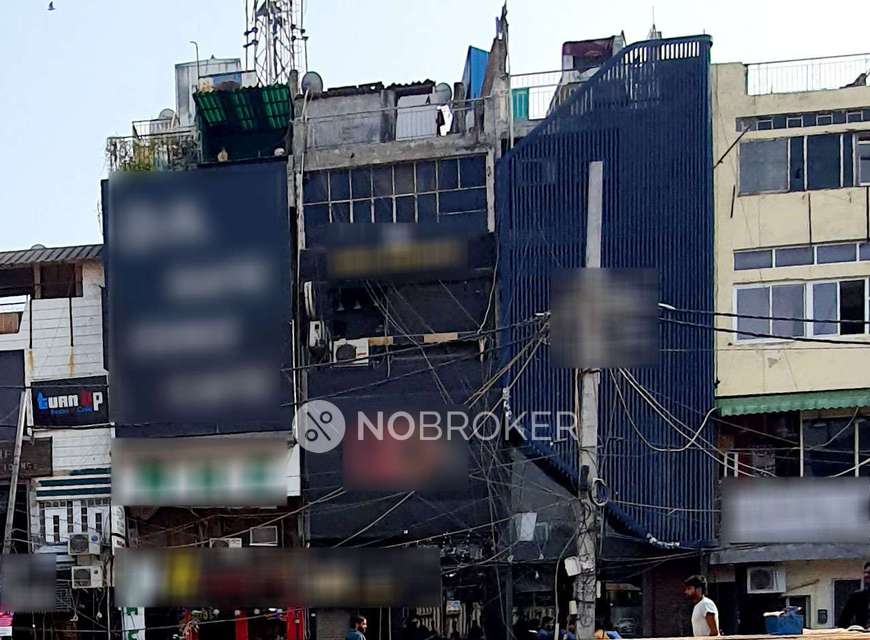 Commercial Property in Mukharjee Nagar, Delhi for sale 