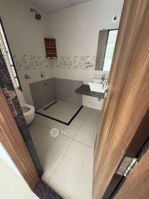 Single Room for Female In 3 BHK  In Kunal Aspiree In Balewadi