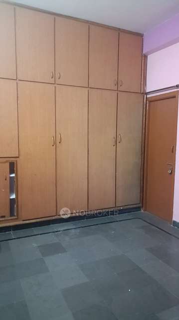2 BHK Flat In Bismilla Mansion for Rent  In Champapet Jama Masjid