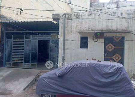 Godown/Warehouse in Patel Nagar, Ghaziabad for sale 