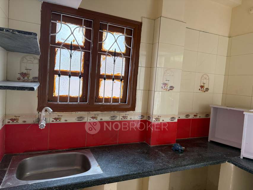 2 BHK Flat In Standalone Building  for Rent  In Richards Town