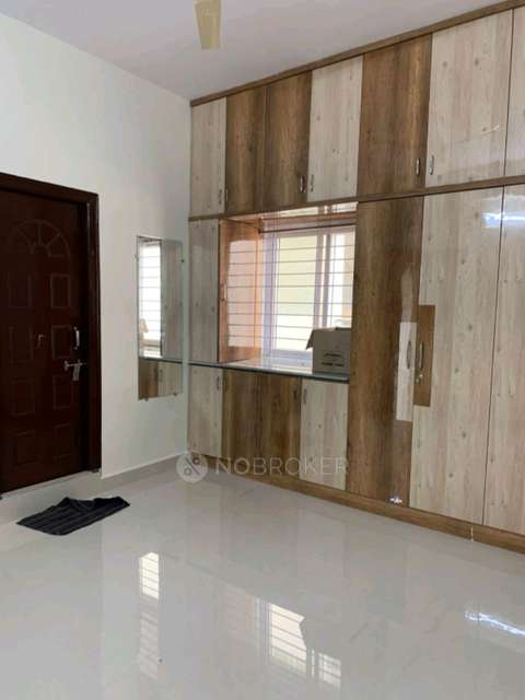 2 BHK Flat In Sri Svr Heights, Flat No. 302 For Sale  In Ameenpur