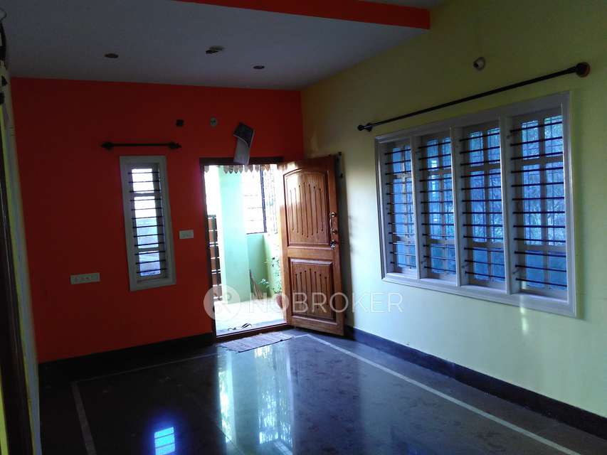 4+ BHK Flat For Sale  In Attur Layout