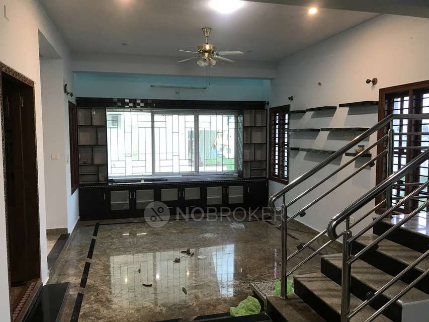 4+ BHK Flat For Sale  In Attur Layout