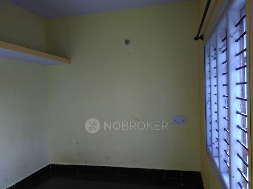 4+ BHK Flat For Sale  In Attur Layout
