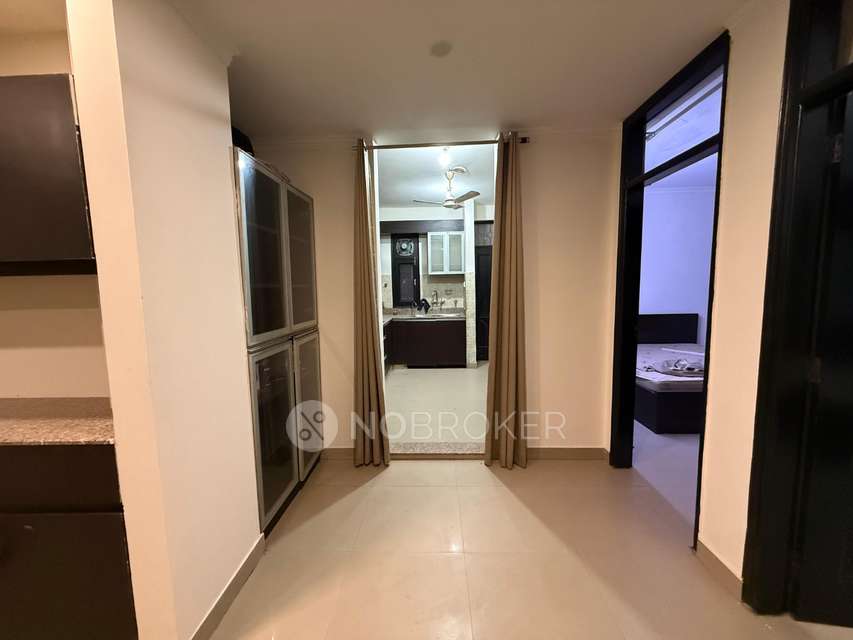 3 BHK Flat In Johri Farm For Sale  In Okhla