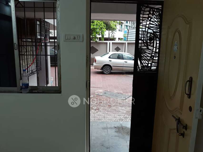 1 BHK Flat In  West View Chs For Sale  In Kandivali West