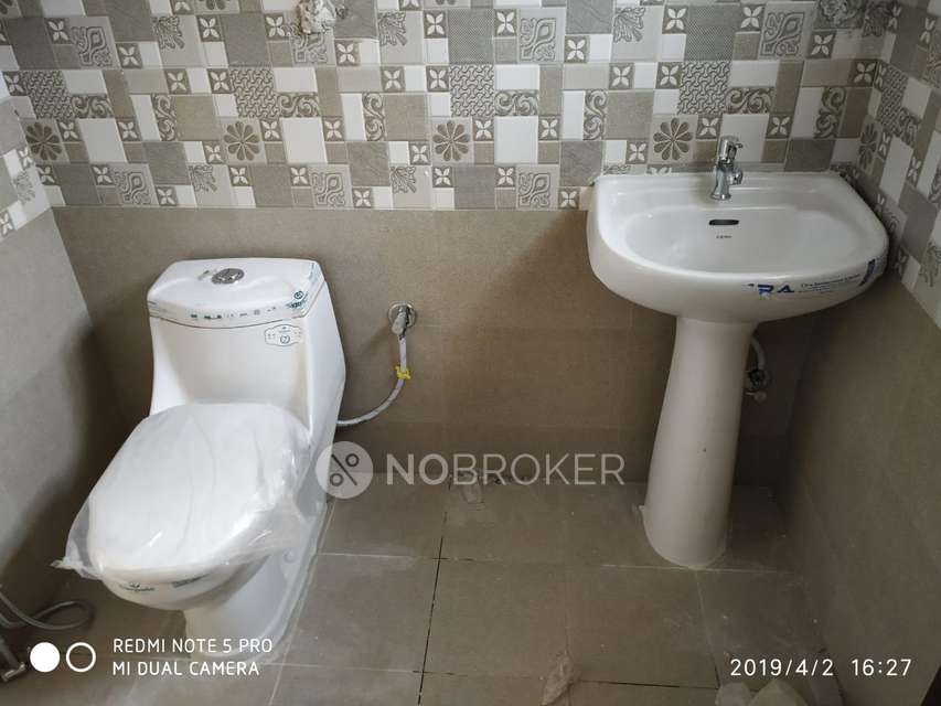 2 BHK Flat In Mg Enclave For Sale  In Kannuru