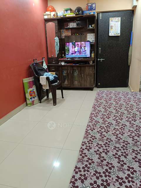 1 BHK Flat In Dabholkar Wadi Chs, Parel For Sale  In Dabholkar Wadi Sra Co-op Hsg Soc.jerbai Wadia Road, Parel, Mumbai