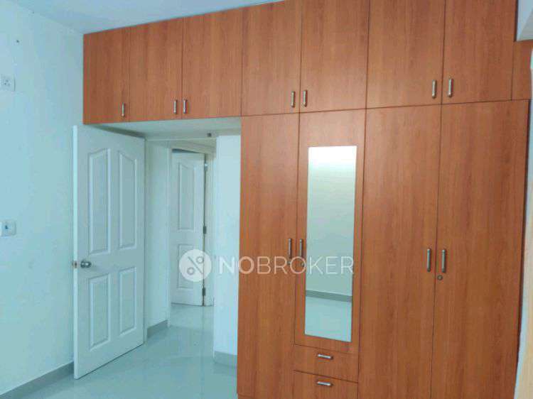 2 BHK Flat In Amarprakash Temple Wave, Kundrathur For Sale  In Amarprakash Temple Waves C Block