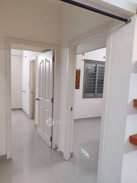 2 BHK Flat In Amarprakash Temple Wave, Kundrathur For Sale  In Amarprakash Temple Waves C Block