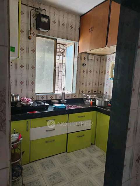 1 BHK Flat In Sadguru Appartment For Sale  In Hotel Yogi Executive