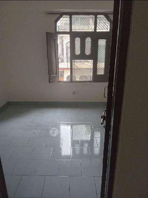 2 BHK Flat In Green View Aparment for Rent  In Nehru Nagar
