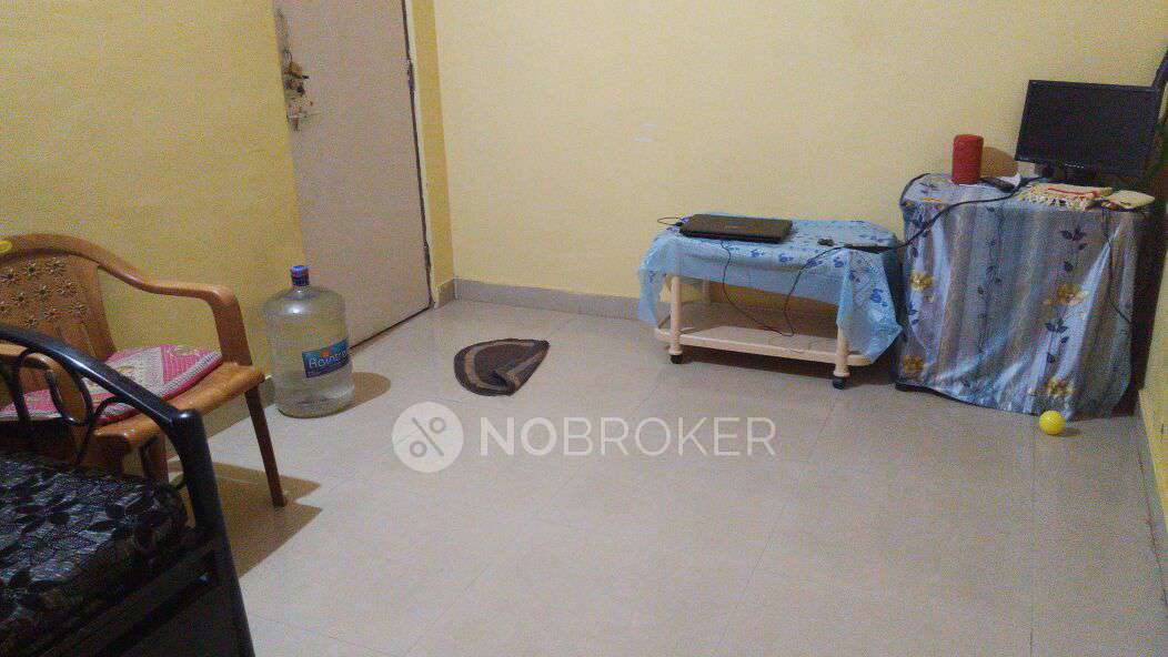 1 BHK Flat In Akash Apartment Housing Society For Sale  In Bolinj Naka
