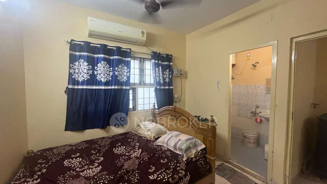 1 BHK Flat In Sri Mahalakshmi Mandira Doshi Apartments For Sale  In Mogappair East