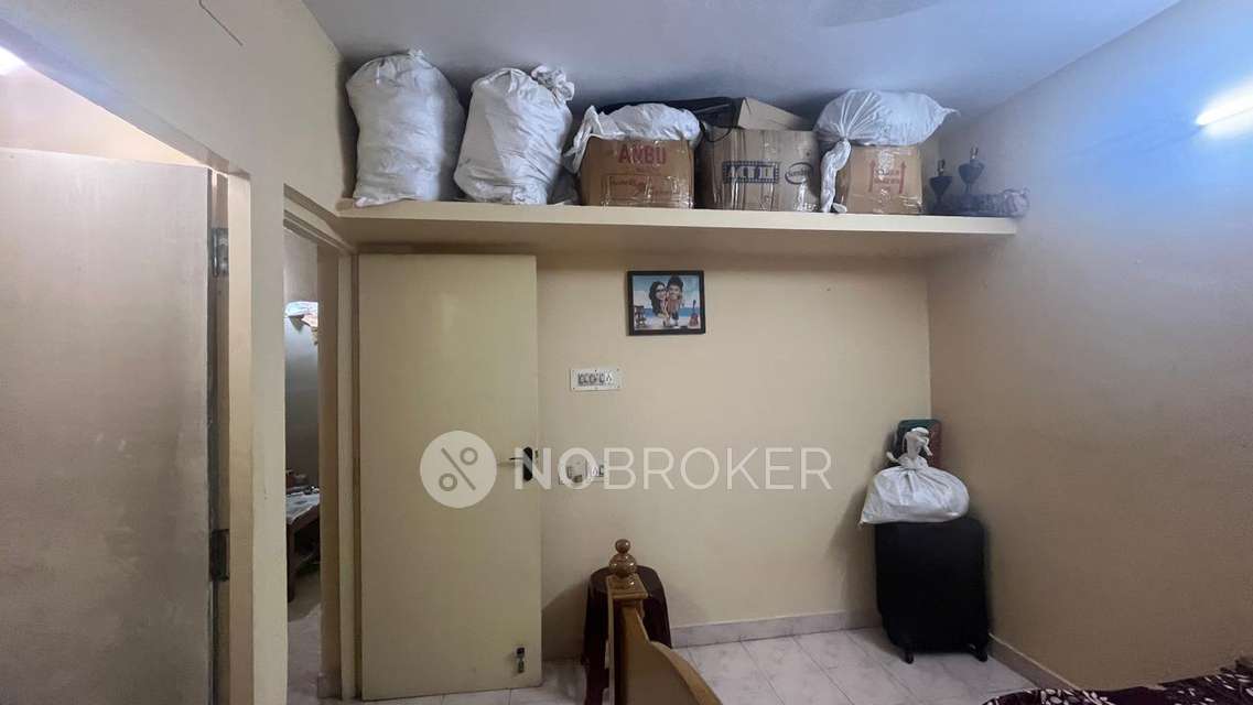 1 BHK Flat In Sri Mahalakshmi Mandira Doshi Apartments For Sale  In Mogappair East