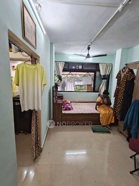 1 BHK Flat In Archer Park Hsg Society For Sale  In Kurla West