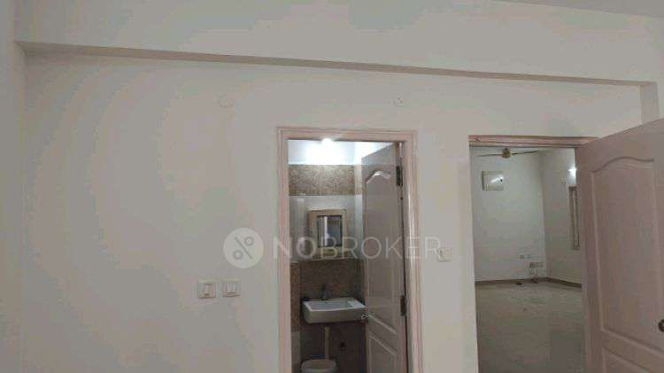 2 BHK Flat In Patels Green Park For Sale  In Yapral